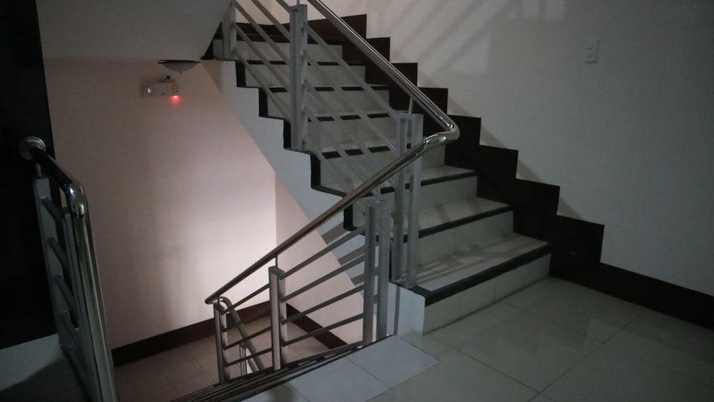 Doniti Suites And Events Place Mandaluyong Exterior photo